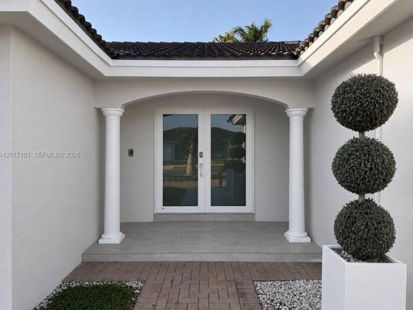 15425 SW 168th Ter , Miami, FL 33187