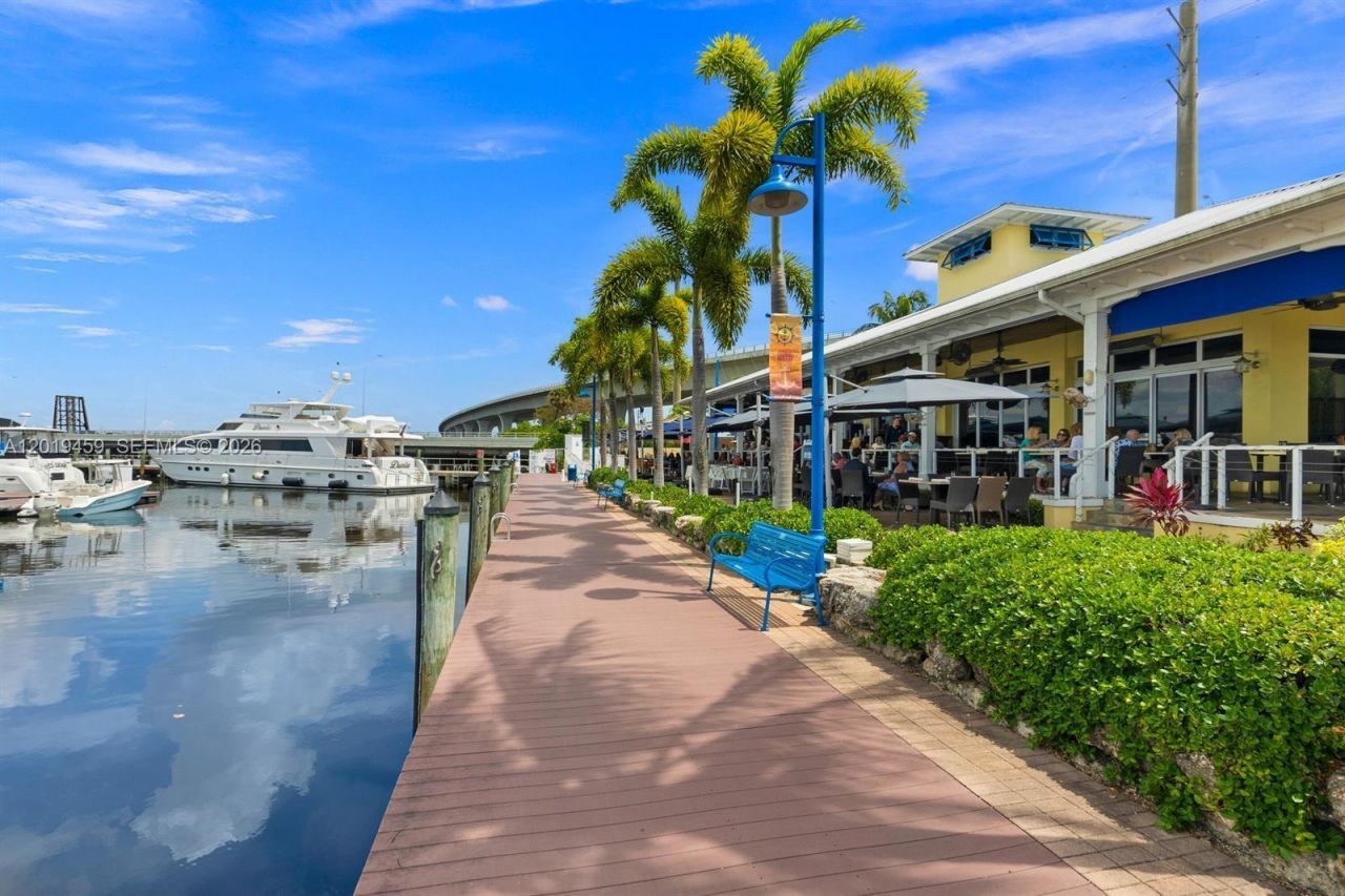 2929 SE Ocean Blvd , Unit F6, Stuart, FL 34996 Photo