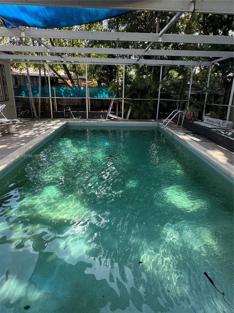 224 NE 47th St, Miami, FL 33137 Photo