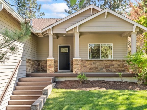 19951 Cliffrose Drive, Bend, OR 97702