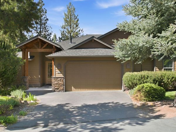 2550 NW Locke Court, Bend, OR 97703