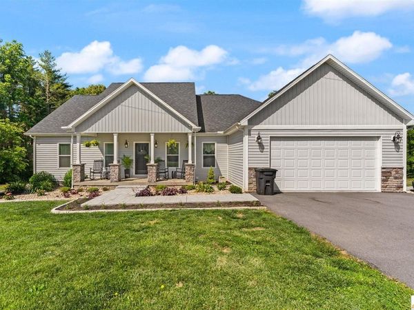 351 Crocus Road , Glens Fork, KY 42728
