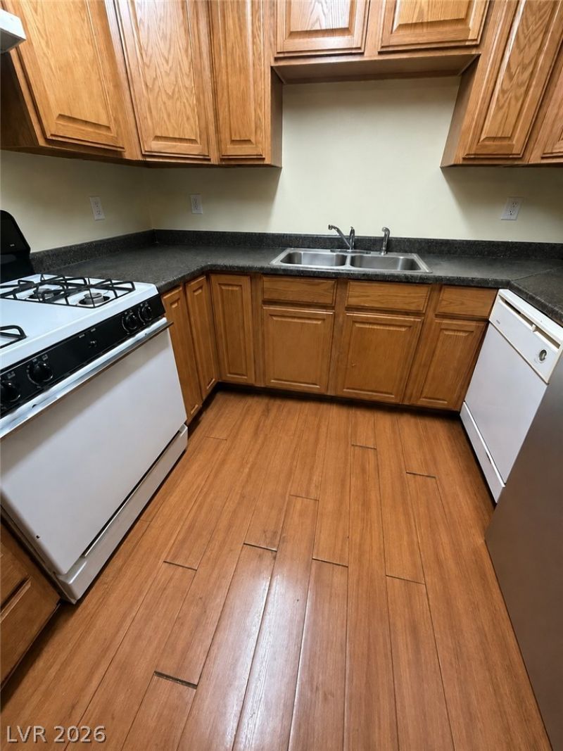 2256 Tall Pine Drive, Las Vegas, NV 89108 Main Photo