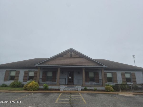 68 Executive Drive , Jackson, TN 38305
