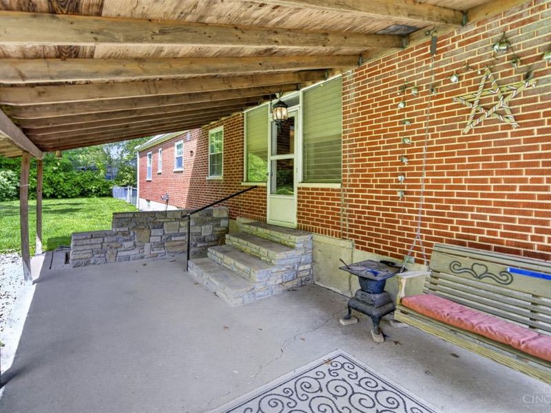 1065 McKelvey Road, Springfield Twp., OH 45231 Photo 33