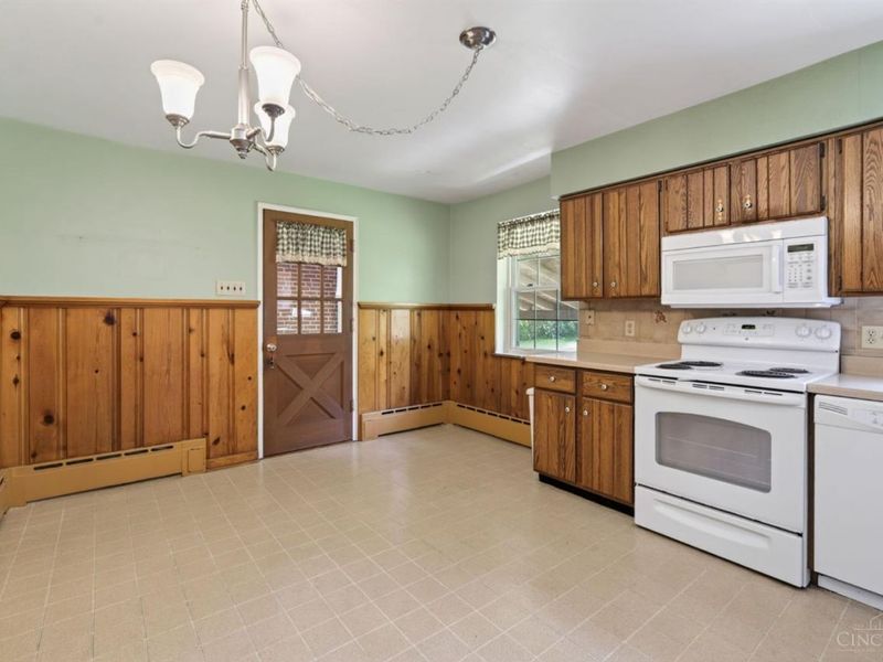 1065 McKelvey Road, Springfield Twp., OH 45231 Photo 8