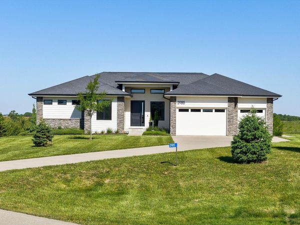 2985 142nd Court, Van Meter, IA 50261