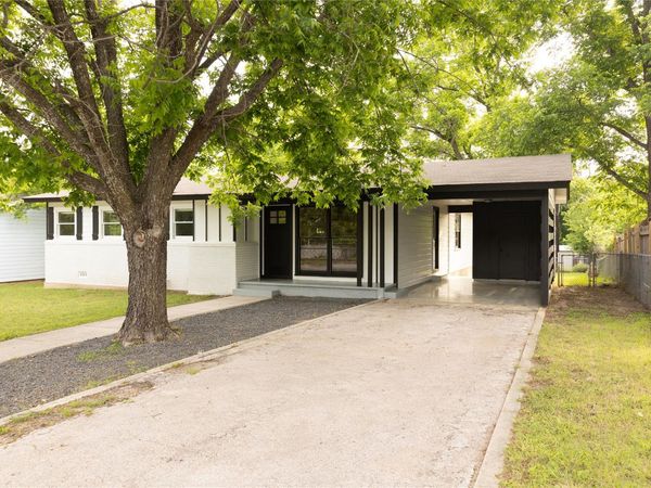 22 Steele ST, Lampasas, TX 76550