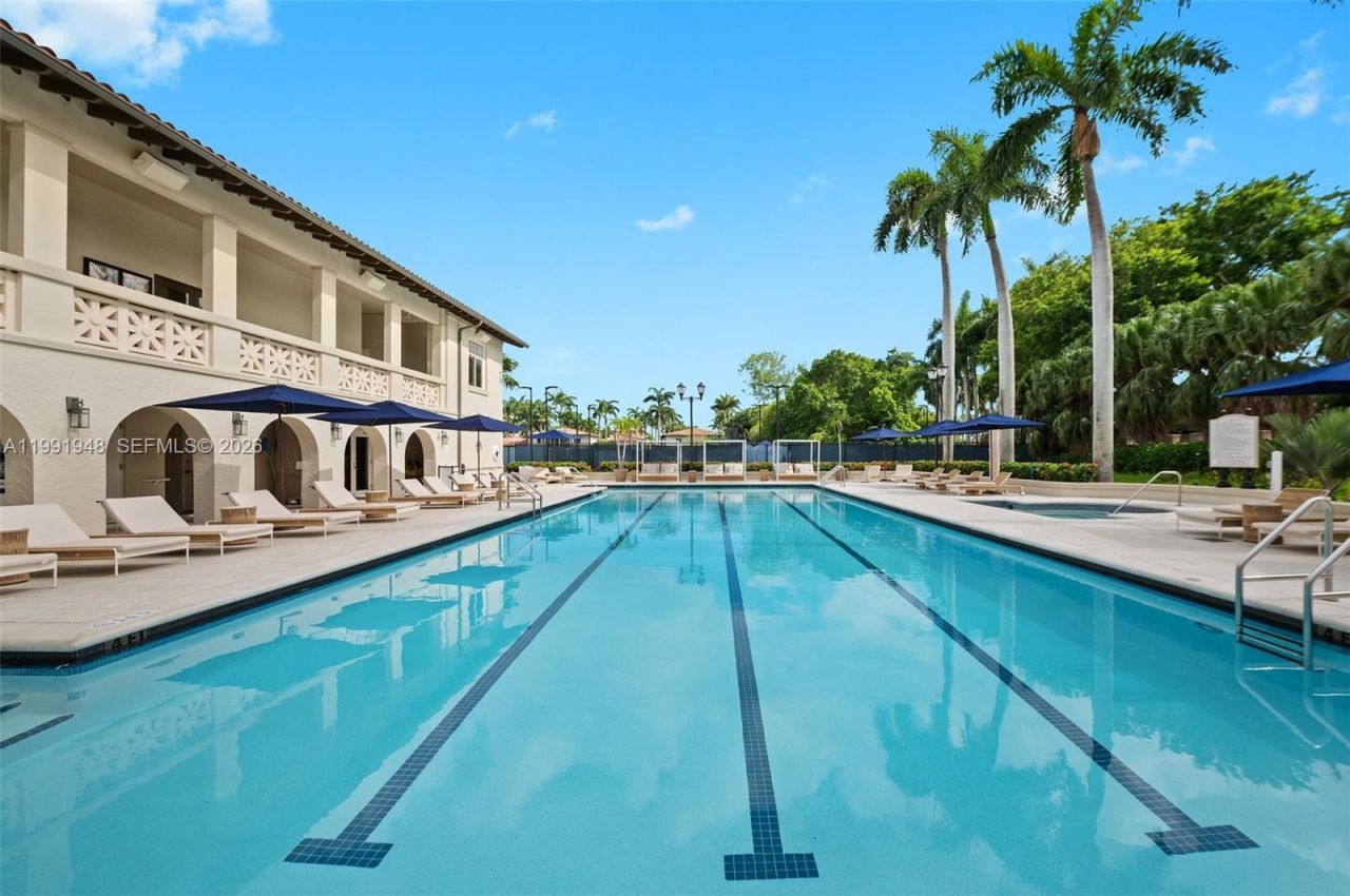 13633 Deering Bay Dr , Unit 225, Coral Gables, FL 33158 Photo