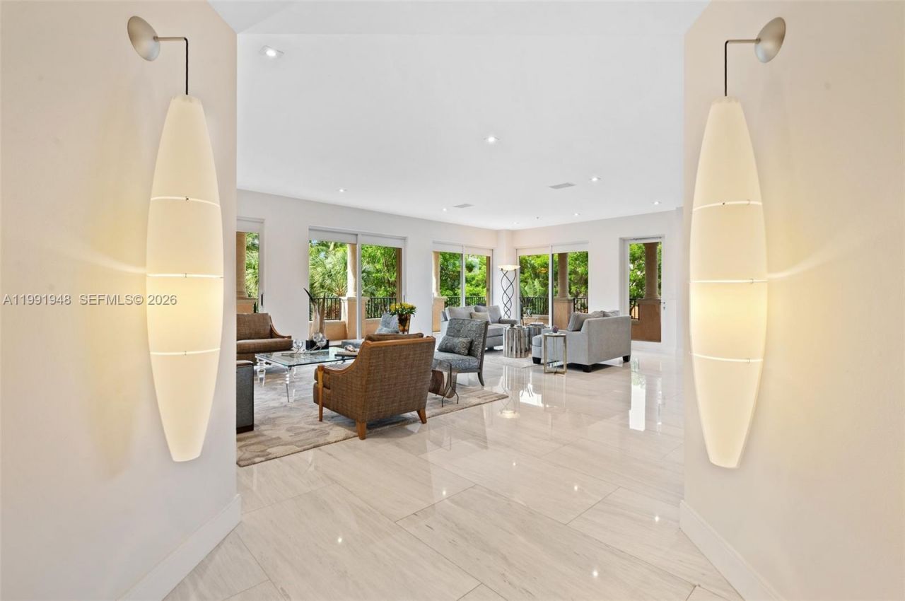 13633 Deering Bay Dr , Unit 225, Coral Gables, FL 33158 Photo