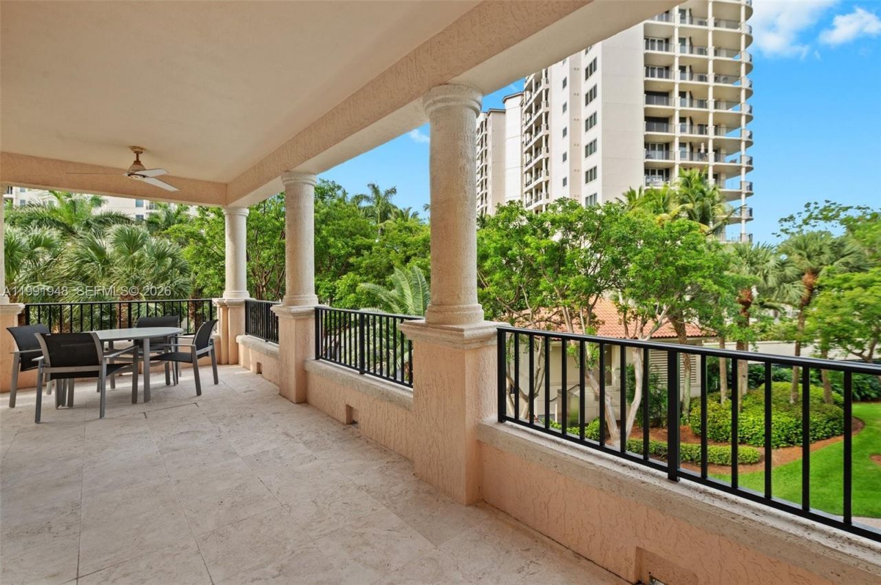 13633 Deering Bay Dr , Unit 225, Coral Gables, FL 33158 Photo