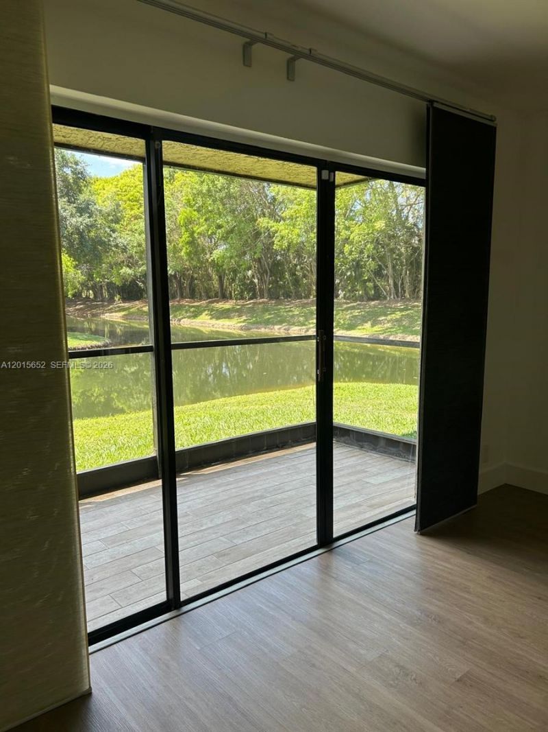 439 Lakeview Dr , Unit 106, Weston, FL 33326 Photo