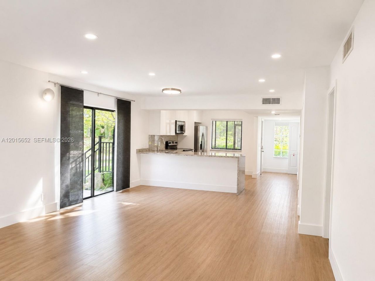 439 Lakeview Dr , Unit 106, Weston, FL 33326 Photo