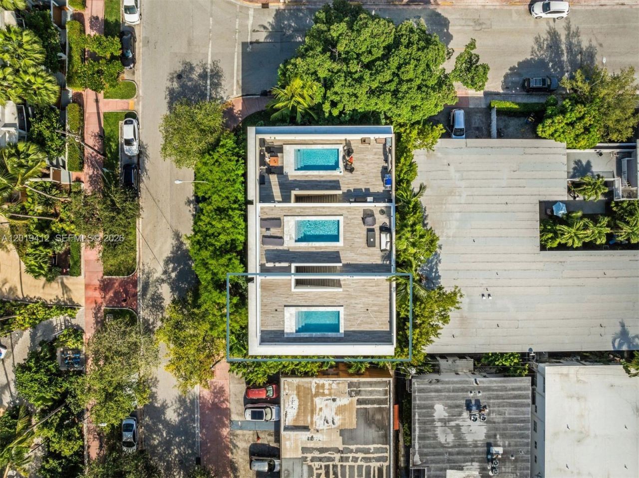 1525 Bay Rd , Unit 1525, Miami Beach, FL 33139 Photo