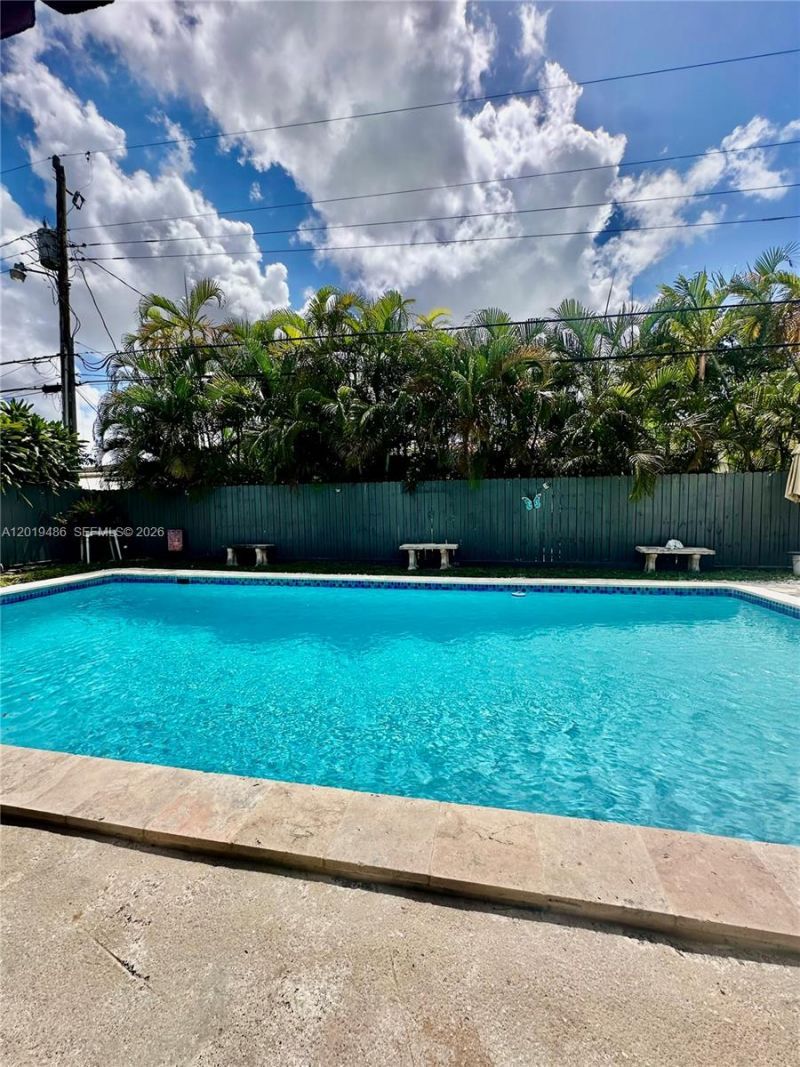 1700 SW 82nd Ave, Miami, FL 33155 Photo