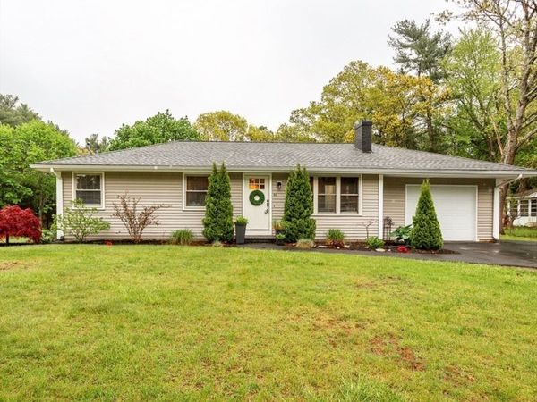 56 Harcourt Ave, Lakeville, MA 02347
