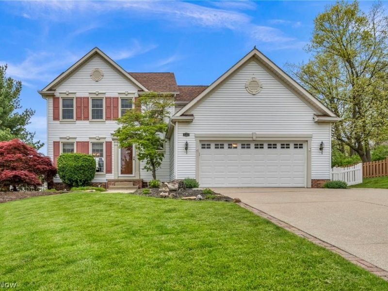 139 Mccleary Court, Northfield, OH 44067 Photo 2