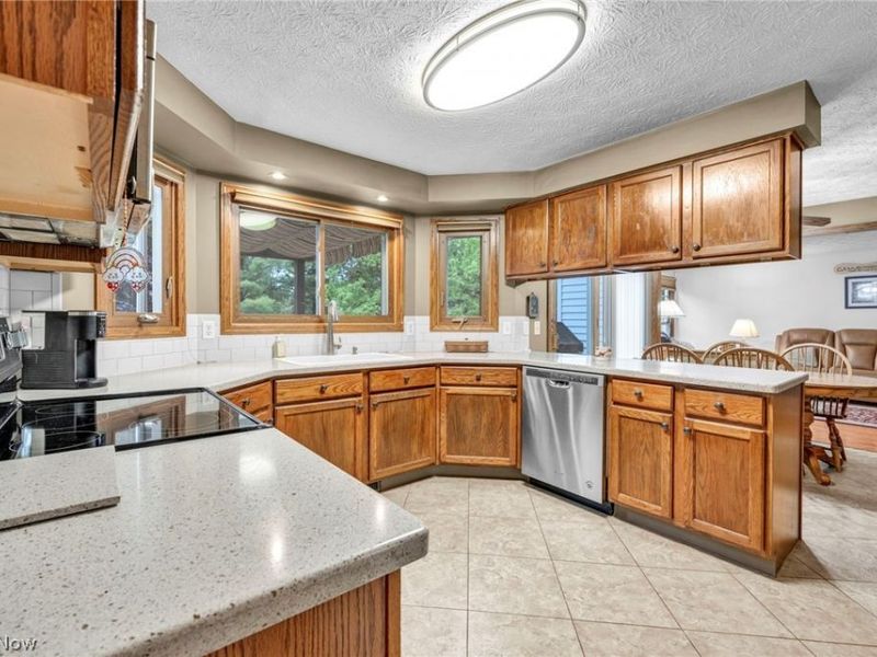 139 Mccleary Court, Northfield, OH 44067 Photo 22