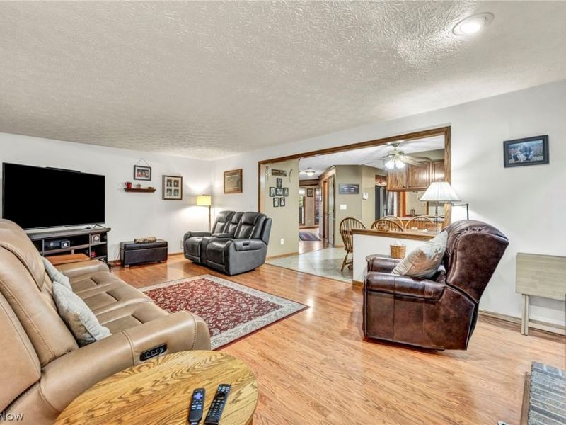 139 Mccleary Court, Northfield, OH 44067 Photo 6