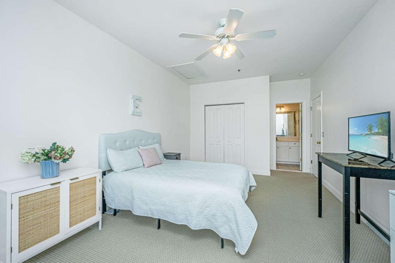 7331 Indigo Palms Way Photo 10