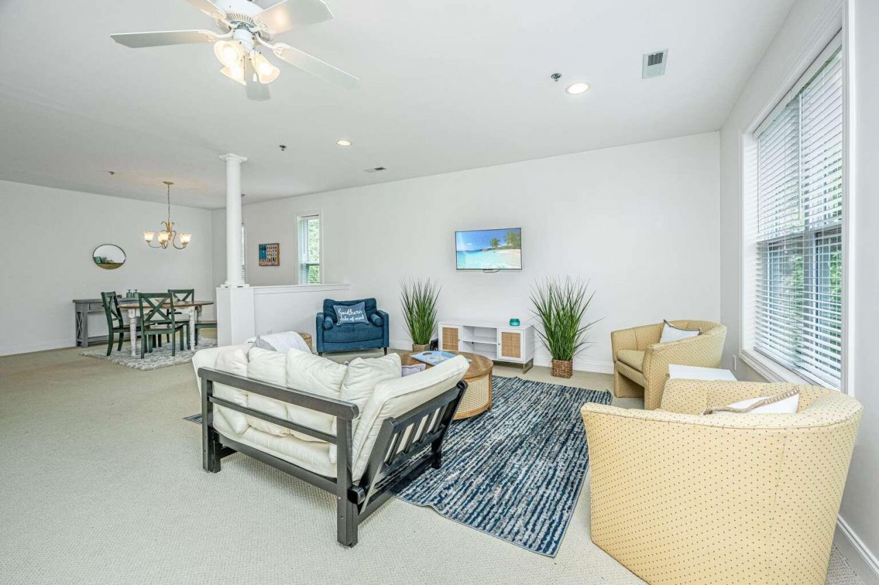 7331 Indigo Palms Way Photo 6
