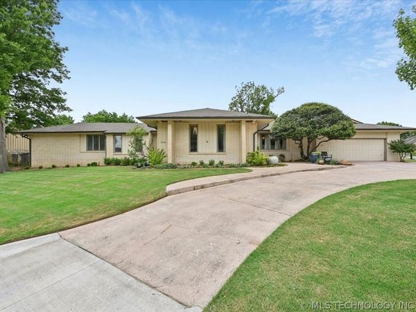 5715 S Evanston Place , Tulsa, OK 74105