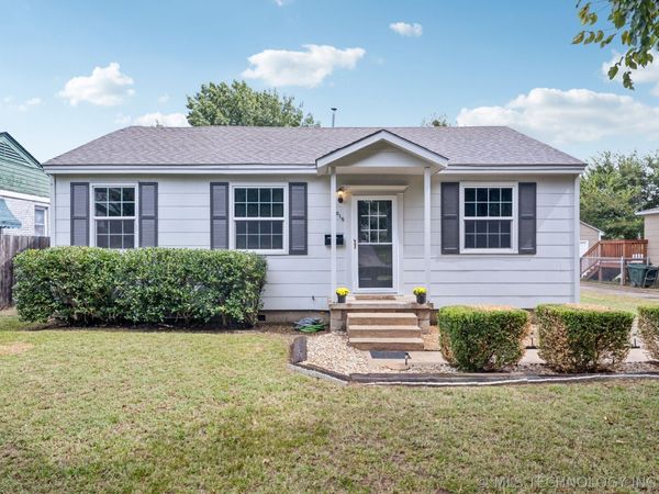 1015 N Main Street , Sand Springs, OK 74063