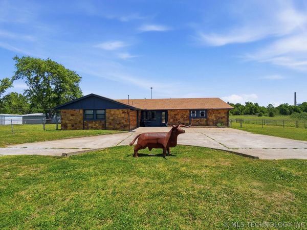 12101 S 4095 Road , Oologah, OK 74053