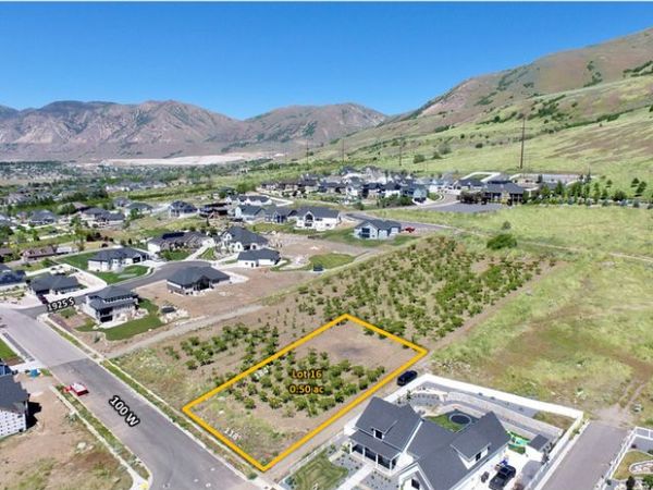 1985 S 100 W, Unit 16, Perry, UT 84302
