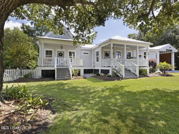 144 Saint Charles Street, Bay Saint Louis, MS 39520