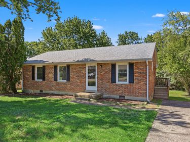 1082 Trent Boulevard, Lexington, KY 40517