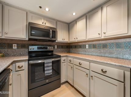 335 Ski Way, Unit 329, Incline Village, NV 89451 Photo