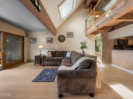 335 Ski Way, Unit 329, Incline Village, NV 89451 Photo