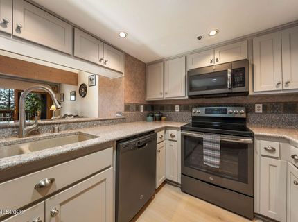 335 Ski Way, Unit 329, Incline Village, NV 89451 Photo