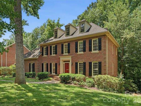 10205 Balmoral Circle, Charlotte, NC 28210