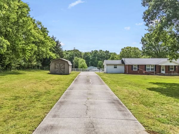 6721 Beckwith Rd, Mount Juliet, TN 37122