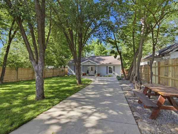 300 Timmons St , Nashville, TN 37211
