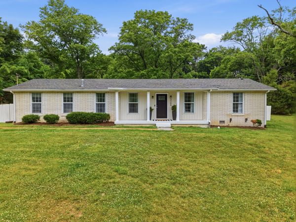 3288 Niagara Dr, Nashville, TN 37214