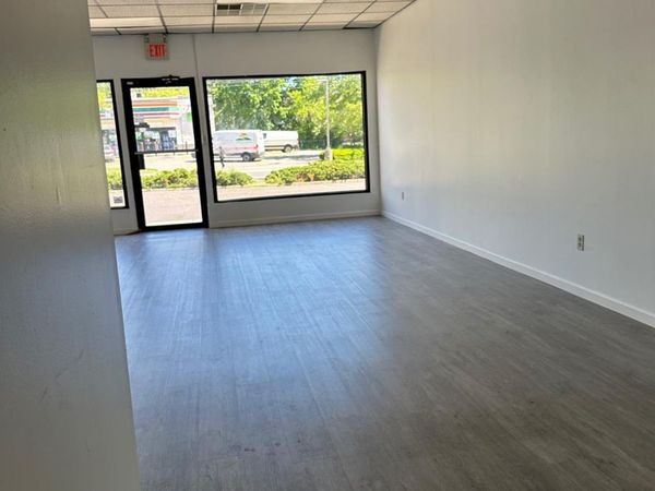 1653 State Route 27 Highway, Edison, NJ 08817