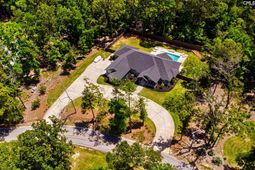 1664 Wonder Drive photo 4