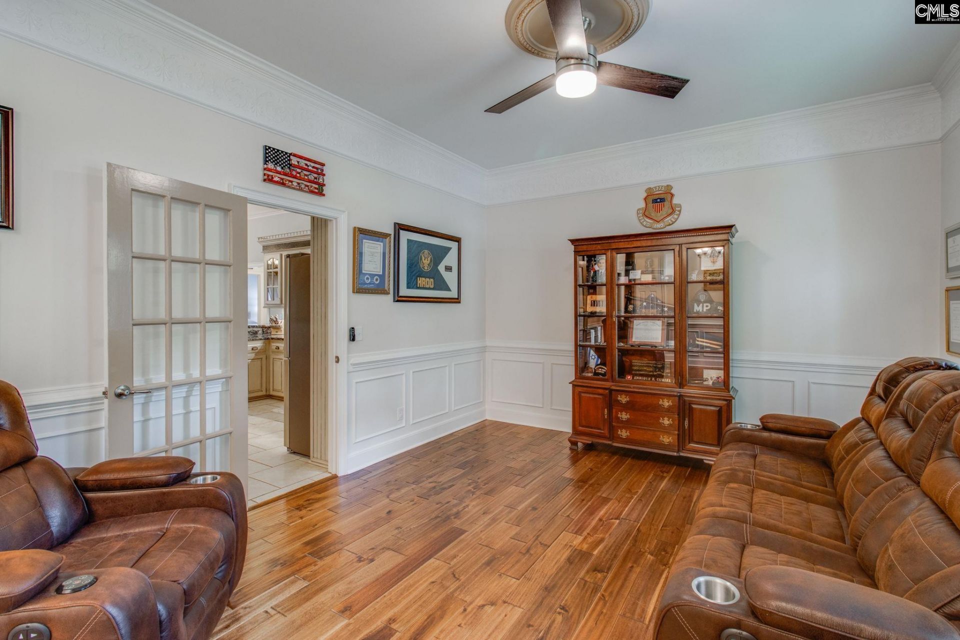 900 John Fox Court  Photo 6