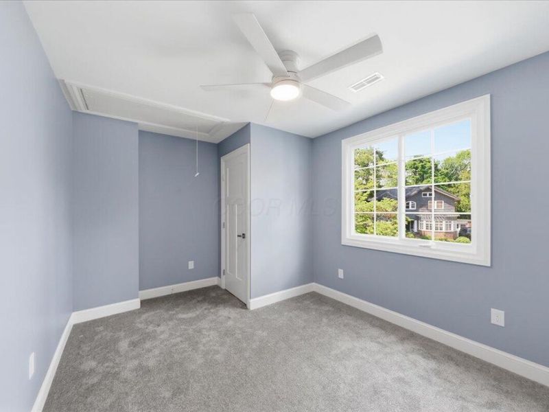 415 Glen Echo Circle, Columbus, OH 43202 Photo 41