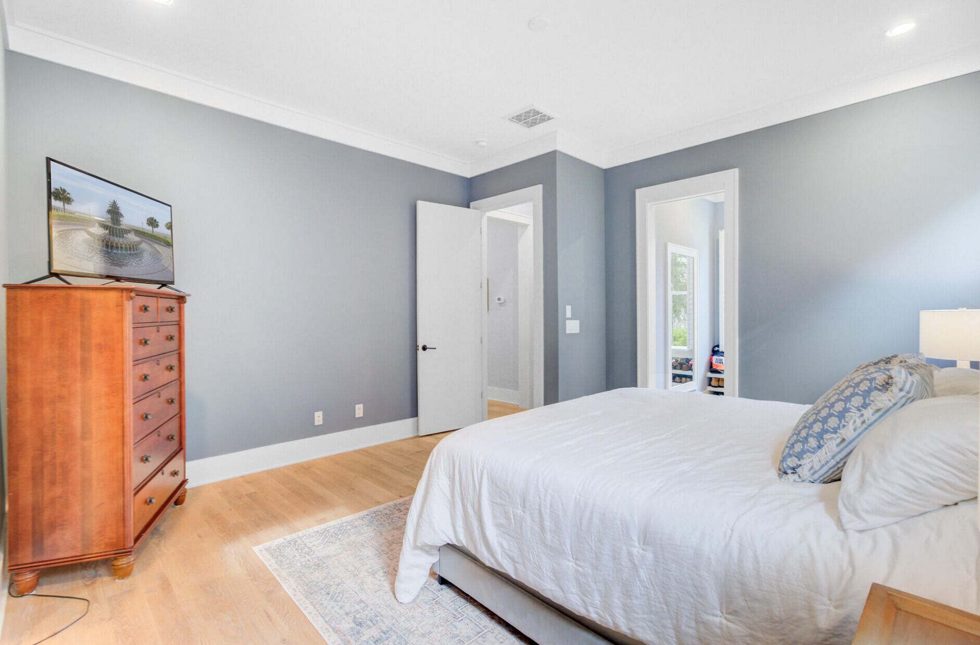 3849 Fifle Street Photo 32