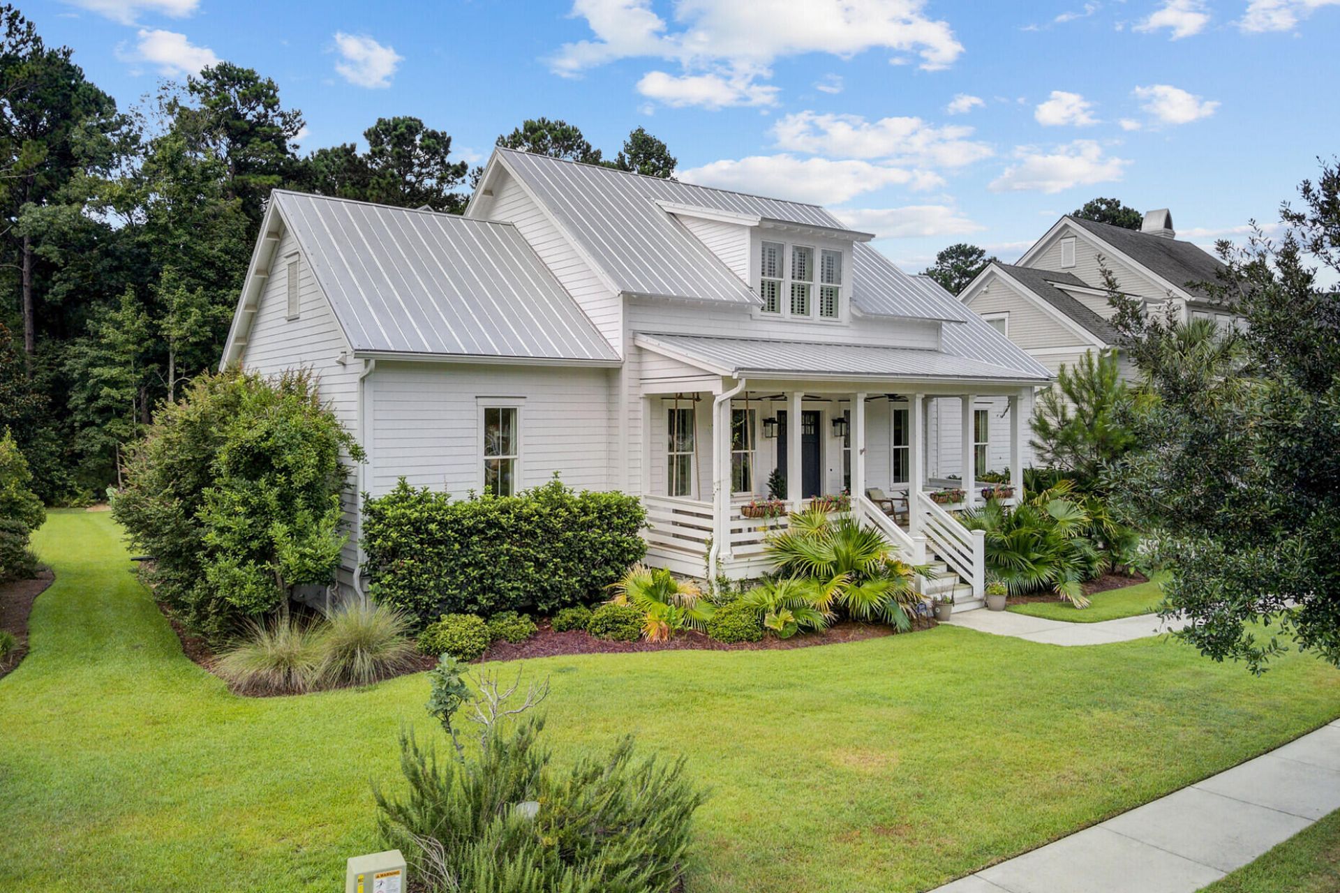 3849 Fifle Street Photo 5