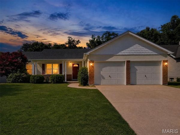 10 Eldorado Drive, Moscow Mills, MO 63362