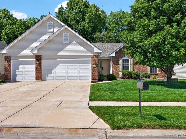 1013 Roosevelt Drive, Wentzville, MO 63385