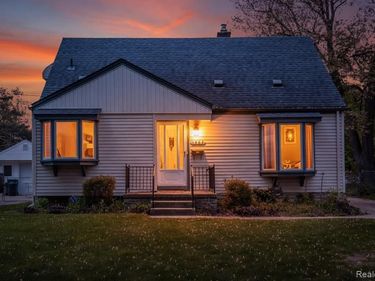 1863 Thomas Avenue, Berkley, MI 48072