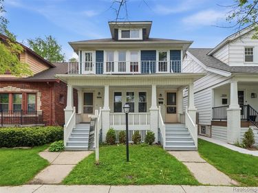 1123 Wayburn Street , Grosse Pointe Park, MI 48230