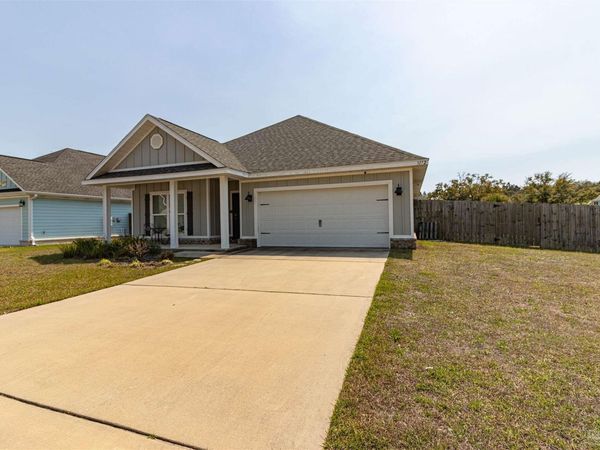 3172 Heritage Oaks Cir, Navarre, FL 32566