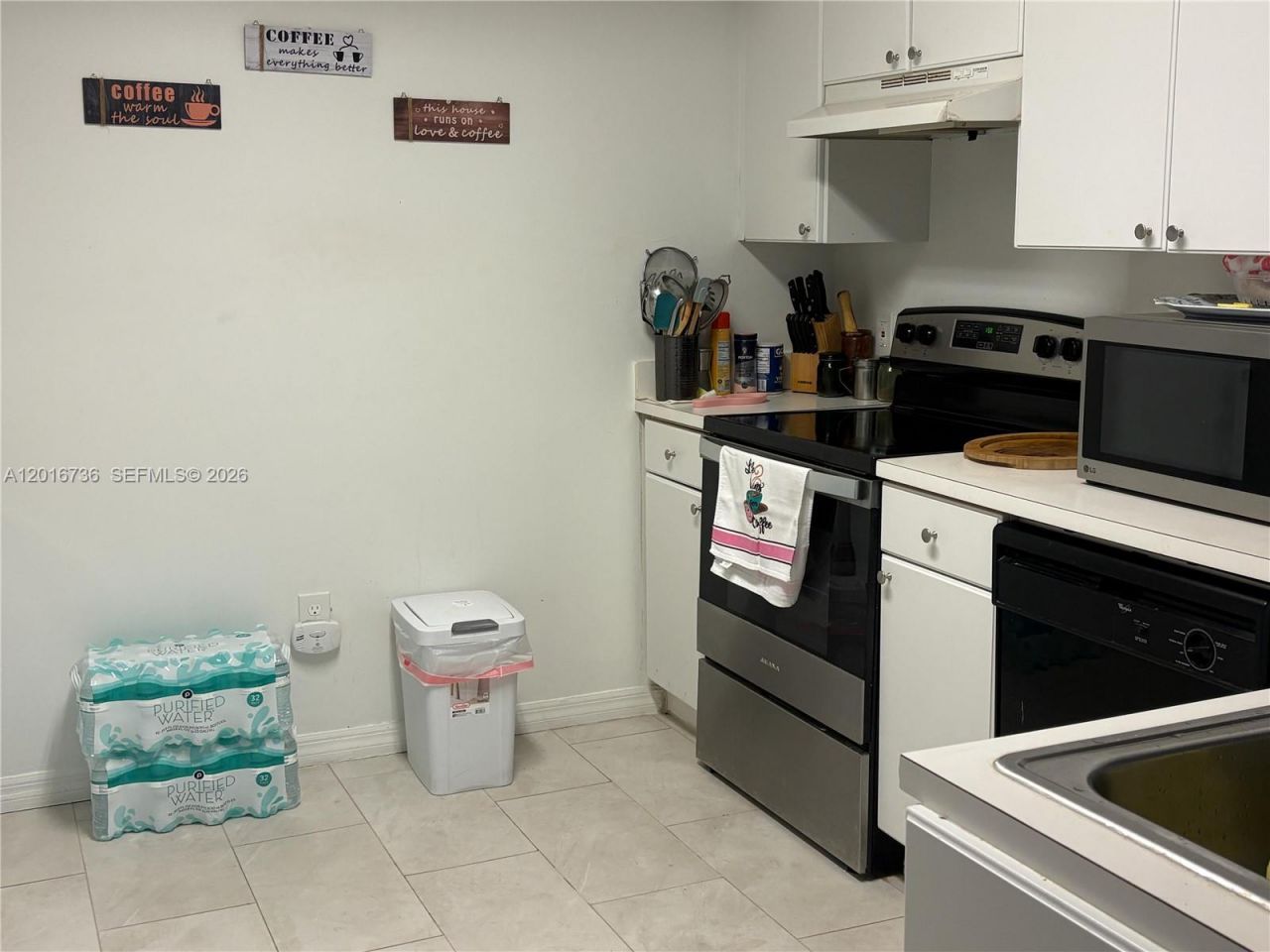 9610 NW 2nd St , Unit 8-203, Pembroke Pines, FL 33024 Photo